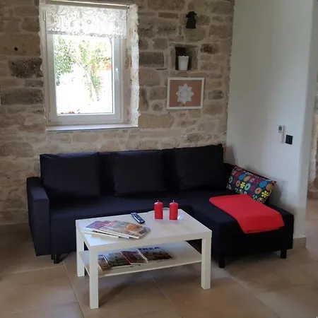 Family Friendly House With A Swimming Pool Puljane, Krka - 11688
