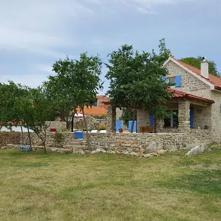 Vakantiehuis Family Friendly House With A Swimming Pool Puljane, Krka - 11688 *